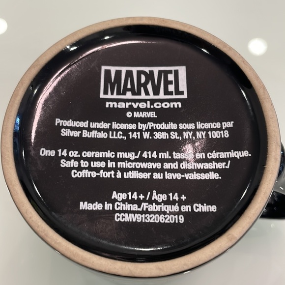 *NEW* Disney Marvel Comics Grid Mug - 14oz - Picture 6 of 7